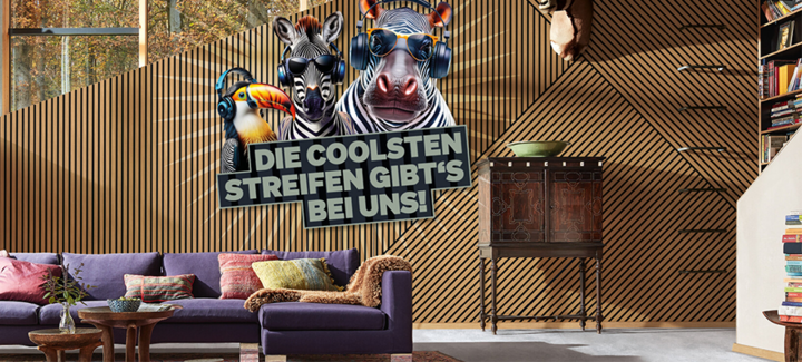 Akustikpaneele aus Holz mit einem Spruch "Die coolsten Streifen gibt es bei uns"